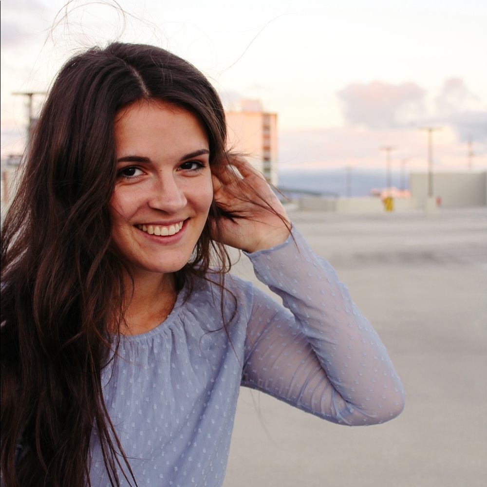 Meet your Posher, Lexie